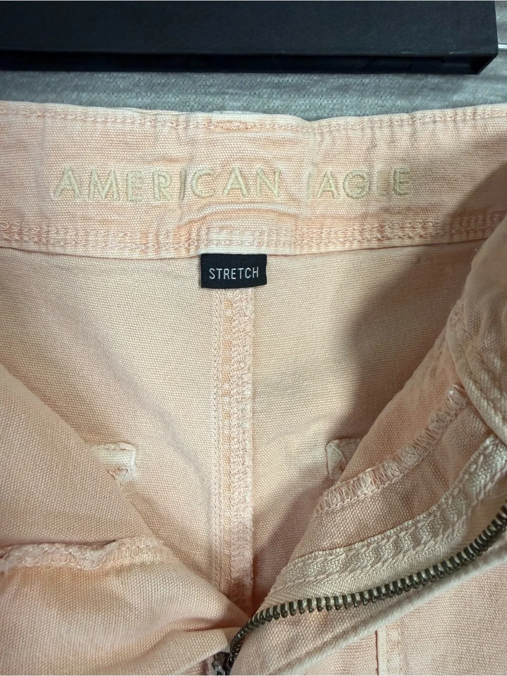 American Eagle Stretch Cargo Utility Shorts Size 4 Blush Pink